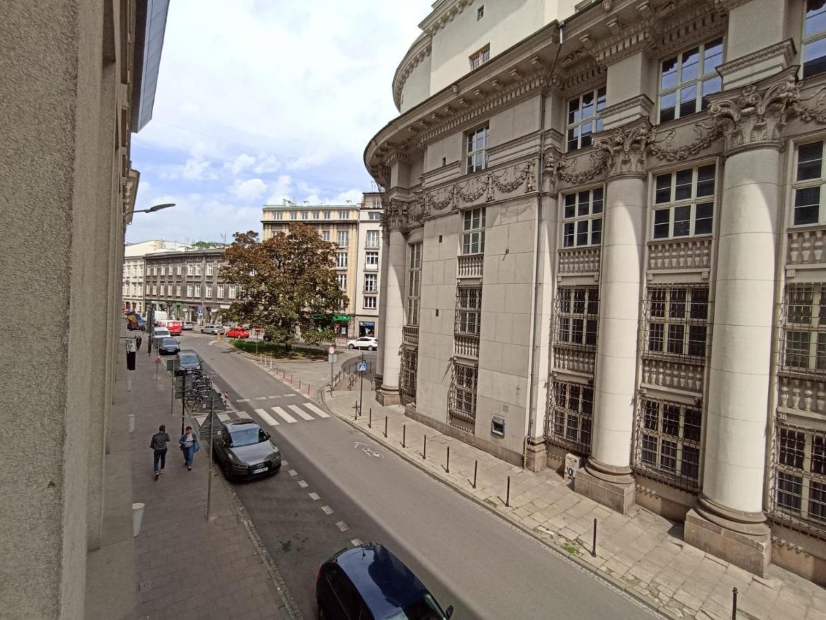 Apartament Wielopole 17 Cracóvia Exterior foto