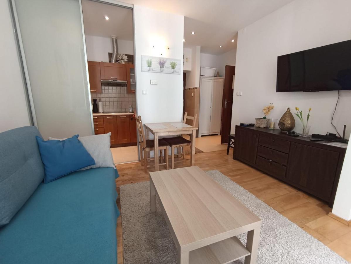 Apartament Wielopole 17 Cracóvia Exterior foto